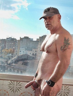 matureandruggedmen:  If you love rugged, rough, butch, burly, macho hairy daddies, bears, polar bears, and blue collar daddies then follow Mature and Rugged Men NOW!  http://matureandruggedmen.tumblr.com/  Be sure to check out my new XXX video blog: 