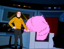 changemodomega:  &ldquo;Giant Tribble is our Captain now.&rdquo;   Dammit, when did Fluffle Puff change universes?