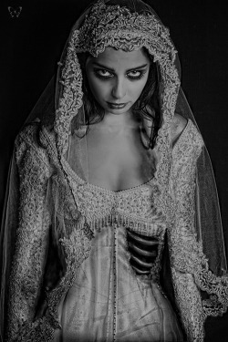 whitesoulblackheart: Corpse Bride 2 by Laura Ferreira  “The very essence of romance is uncertainty.”   ― Oscar Wilde  more edits here … Ƹ̴Ӂ̴Ʒ  