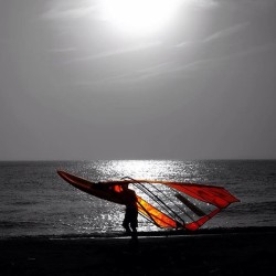 ryonakamura:  #windsurfing #surf #sunset