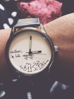 icreaterainbows:   #I want Louis to have this watch#and where it in an au#where he’s standing in line to get his morning coffee before work#and Harry’s standing behind him#and he’s discreetly trying to check the time cuz he forgot his phone#and