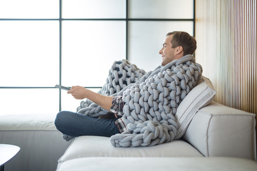 mymodernmet:Ultra-Cozy Giant Knit Blankets porn pictures