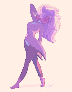 passionpeachy:  I drew a Rainbow Quartz with suit Pearl just because I could…from dance mom to dapper mom 