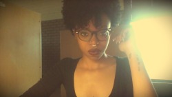allthingsblackwomen:  i been sittin in the library just tryna get to you baby onthatspaceshit 