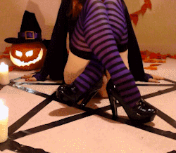 itsybitsysissy:  mainlyusedforwalking:  Happy Halloween! I have some candy for y'all ^^  Role Model She can be found on my list of Best Sissy Blogs 