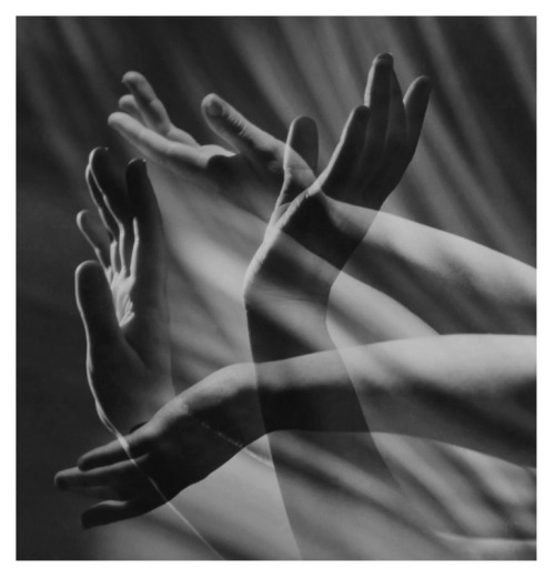 inneroptics:  Max Dupain - Hands of a Dancer 1935  