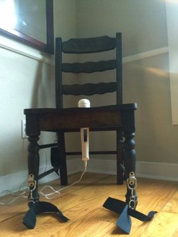 the-doll-collector: spankmepleasedaddysir:  Timeout chair  And/or reward chair.   Nice bondage chair with a vibe..
