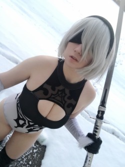 usatame:Also took 2B selfies yesterday~