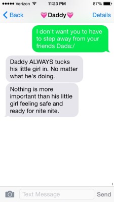 little-kisses-xo:strawberrrryred:  Daddys out with friends but I’m about to go nite nite and if we’re not together we always do a good nite call and small little phone thing ☺️.  I’ve never met someone who values and puts in the forefront my