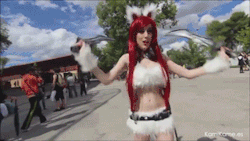 kamikame-cosplay:  Katarina cosplay from League of Legends by the amazing Hekady Cosplay at Japan Weekend Madrid 2014 (gif by kamikame, source) 