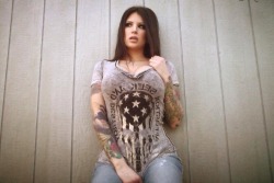 tattooedladiesmetal:  Veronica Gomez