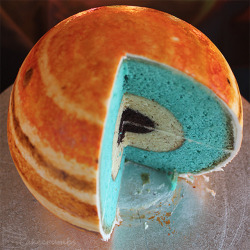 nevada-verbena:  Self-taught chef Rhiannon over at Cakecrumbs has been working on a fun series of planetary cakes that are designed to be scientifically accurate with different types of cake representing various layers within Earth and Jupiter.  (This