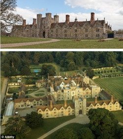 sweetlyseveretraveler: theladyintweed:  4,000 Houses for 4,000 Followers: No. 41: Knole House, England.  Has Elizabethan and Stuart structures.   A country house in West Kent In 1456 Thomas Bourchier, Archbishop of Canterbury, purchased the 12th century