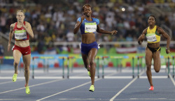 the-movemnt:  Dalilah Muhammad becomes the first US woman to win gold in 400m hurdles.Dalilah Muhammad broke a historic milestone on Thursday night by becoming the first American woman to win a gold medal in the 400-meter hurdles.In the final 10 meters