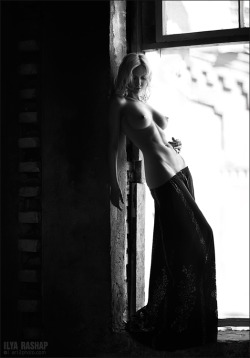 eroticwitch:  Photographer: Ilya Rashap.