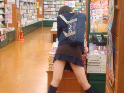 kittymint: 新潟の女子高生は日本一スカート丈が短い