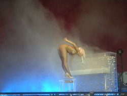 (via fuckyeahladygaga) OH, LADY GAGA&rsquo;S ASS, YOU LEAVE ME SPEECHLESS~