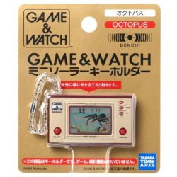 aftersunday:  shimizusaki:  Amazon.co.jp： GAME&amp;WATCH ミニソーラーキーホルダー オクトパス   I need to get the Donkey Kong version of this