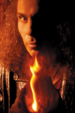 Ronnie James Dio Rip: 1942 – 2010