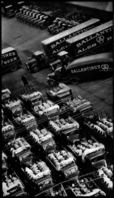 Ballantine&rsquo;s Brewery, NY photo by Berenice Abbott, 1938