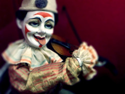 Clown with Violin More Photos