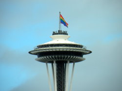 h0anggglynda:  klairecalimlim:  k0bis0sleezy:  thedailywhat:  Photo of the Day: The rainbow flag flies above Seattle’s iconic Space Needle.  Today, the best known icon of Seattle, made a significant statement for LGBT equality by raising the Rainbow