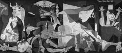 Pablo Picasso - Guernica Nel corridoio che sta davanti alla sala del Consiglio di Sicurezza dell&rsquo;ONU si trova un arazzo che riporta il famoso quadro di Picasso, Guernica, che viene riprodotta alle spalle dei relatori. Quindi, ogni qual volta