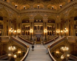 Lostsplendor:  Bonparisien:  Methsoradden:  Grand Escalier De L’opéra Garnier