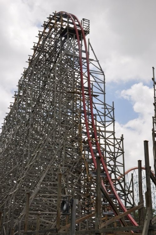 new Texas Giant first drop! shit looks intense, adult photos