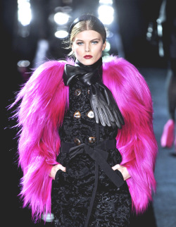 Maryna Linchuk at Dolce & Gabbana Fall