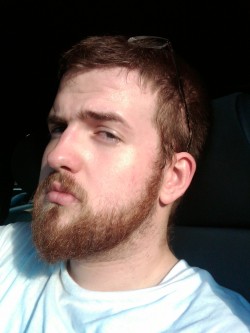 honey-pot:  Lol after-gym uglies  love the beard