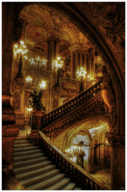 aristocratic-elegance:  artemisdreaming:  L’Opera Garnier by =svensson ©2007-2010 =svensson  