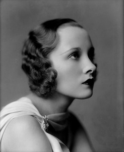 mudwerks:  Portrait, 1931 (by Bob Bobster) From the NY Public Library Digital Collection.  Probably a broadway actress. 