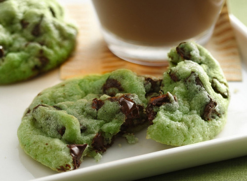 beeftown:  whenfaeriesdie:  babywoodrose:  vanishedknights:  Mint  Chocolate Chip Cookies Recipe   INGREDIENTS: 1  pouch (1 lb 1.5 oz) Betty Crocker® sugar cookie mix½ cup butter  or margarine, softened¼ to ½ teaspoon mint extract6