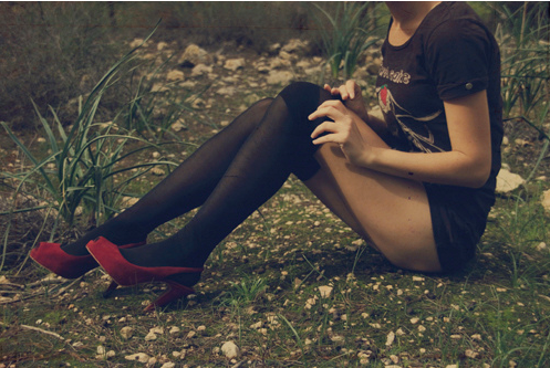 i need red shoes… now… weekend adult photos