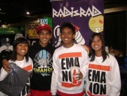 i want to take a picture with them like this at WOD!! haha this was like two years ago? at my 2nd WOD performance! i think it was the first picture i uploaded on my facebook. haha  i can&rsquo;t wait for pomona tho! i got fatter, i need to work out haha