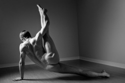 fknbastard:  Nothing like naked yoga to start