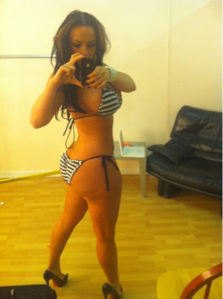 shesoserious:  The homie Amber…lord that