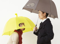thedailywhat:  Unique Umbrella Design of the Day: New from 25togo — “Goggles Umbrella”: An umbrella with built-in goggles. [fubiz.]  I NEED THIS.