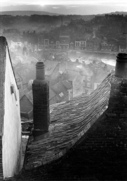 Roofscape, Whitby, North Yorkshire photo by Edwin Smith, 1959via: chrisbeetles