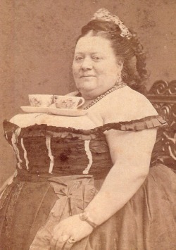 I am fairly certain I could do this in one of my corsets. Maybe if I get over a hundred followers I will and post of picture of me doing it. Incentive? victorianerotica:  As a mate of mine cleverly captioned this, â€œtea for two?â€ 