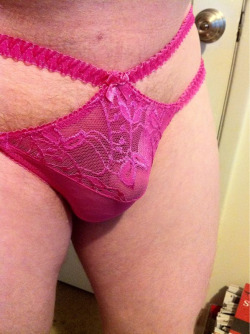 sissyrichie:  @MissSeryne wanted to see me in my pink panties today. She said I’m her lil girl! I love you, Mistress! 