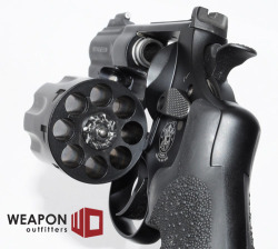 gunsandtitties:  weaponoutfitters:  The S&amp;W 327 Night Guard is a fucking kick ass revolver.  Scandium frame revolver with EIGHT rounds of 357 Magnum. I’ve never really liked revolvers, but given that this revolver has as much firepower as a 1911