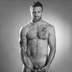 Nick Youngquest Naked&Amp;Hellip;