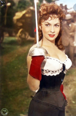 vintagegal:  Gina Lollobrigida 1950’s 