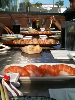 ohh sushi, how you can always make me happy.