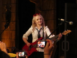 rosietheriveter01:  fishingboatproceeds:  robofillet:  ravenzoe:   So, Evanna played bass for Harry and the Potters tonight.  WHAT  Evanna is too good to be real, and yet there she is.  Evanna Lynch: actress, writer, bass player, Esther bracelet wearer.