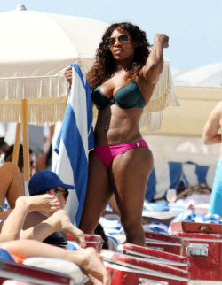 Serena Williams at the beach