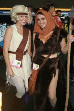 lookatthisfrakkinggeekster:  purple-lightsaber:  Because just when you think you’ve seen it all at Comic-Con, you walk by a sexy Ewok. Yep.  And Cindel!  Not sure if I&rsquo;m looking at &ldquo;sexy Ewok&rdquo; or &ldquo;sexy slayer of Ewoks&rdquo;.