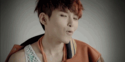 captainsiwonchoi:  babyj-anon:  /sobbing   RYEOWOOK, DO I LOOK ALIVE TO YOU? I AM DEAD GFDI. ALL YOUR FUCKING FAULT.